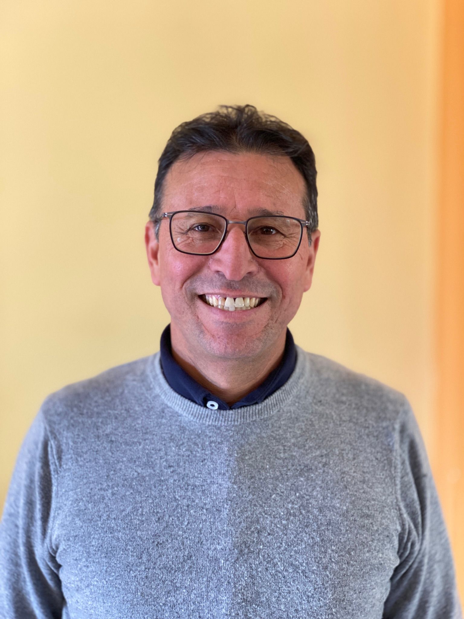 Carlos Macías